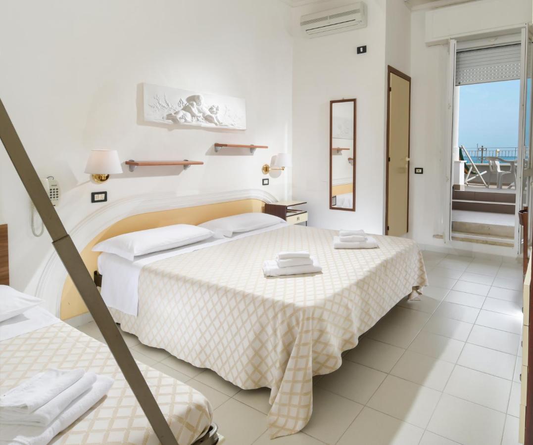 Hotel Continental Κατόλικα Εξωτερικό φωτογραφία
