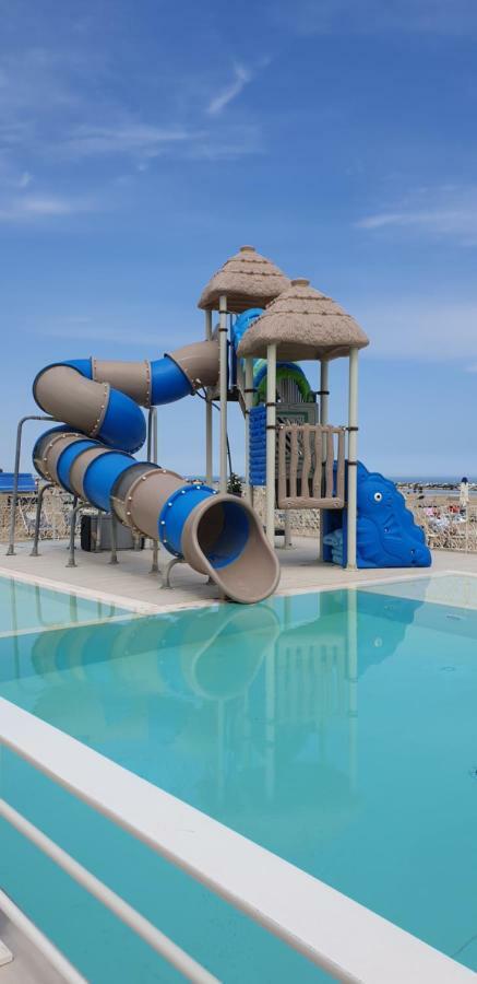 Hotel Continental Κατόλικα Εξωτερικό φωτογραφία